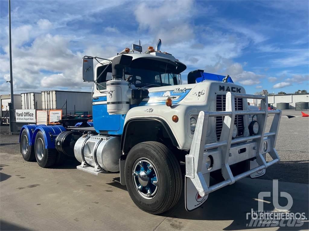 Mack R688RS Kamioni-šasije