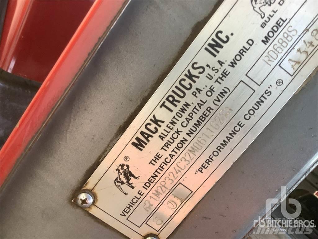 Mack RD688S Demontažnii kamioni za podizanje kabela