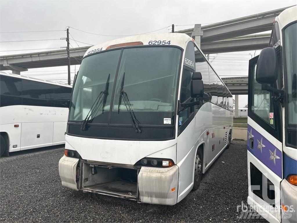 MCI J4500 Autobusi za putovanje