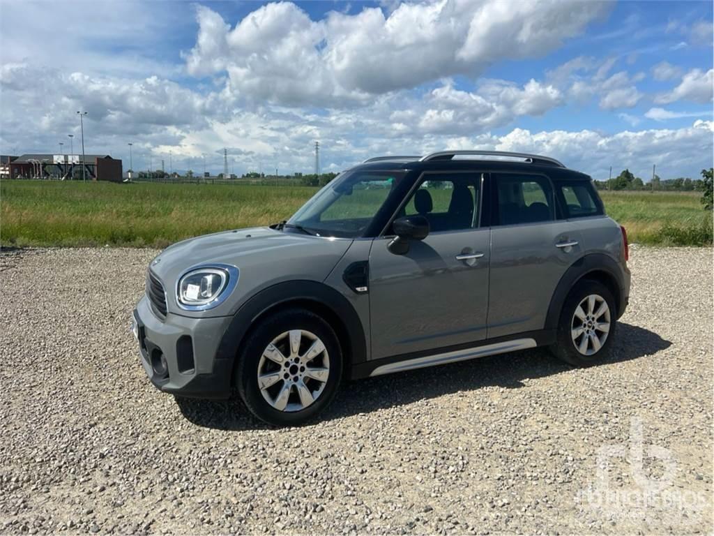 Mini COUNTRYMAN Automobili