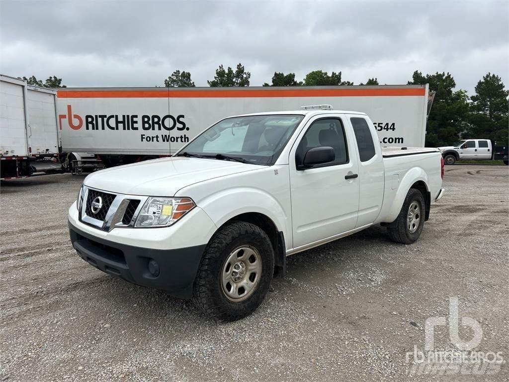 Nissan FRONTIER Kiperi