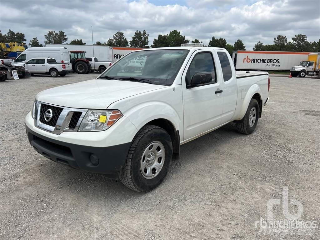 Nissan FRONTIER Kiperi