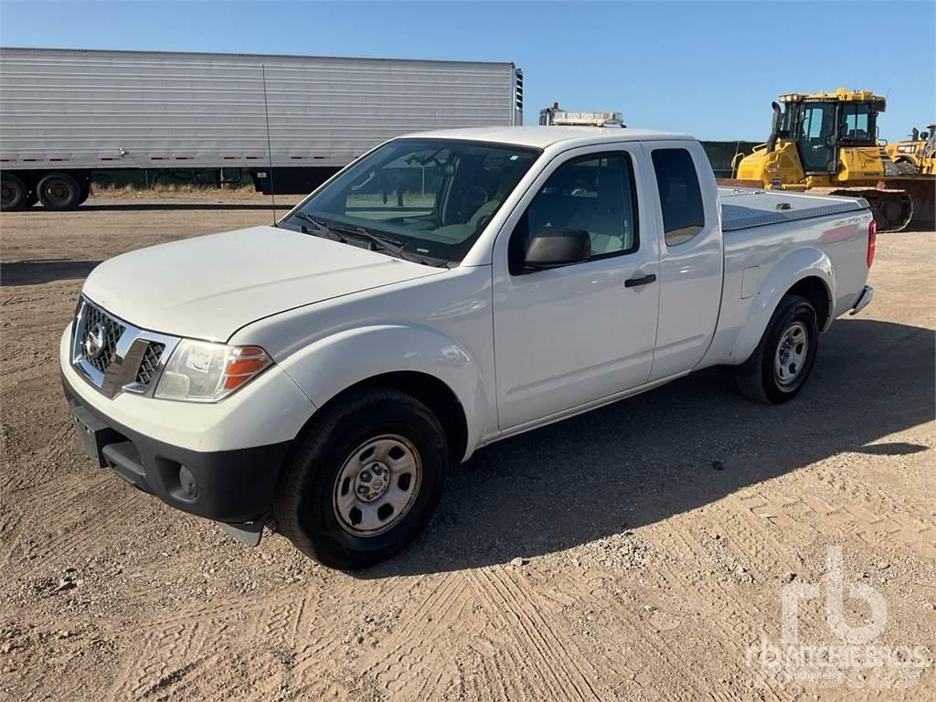 Nissan FRONTIER Kiperi