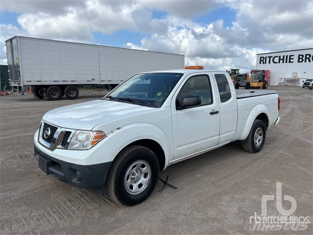 Nissan FRONTIER Kiperi