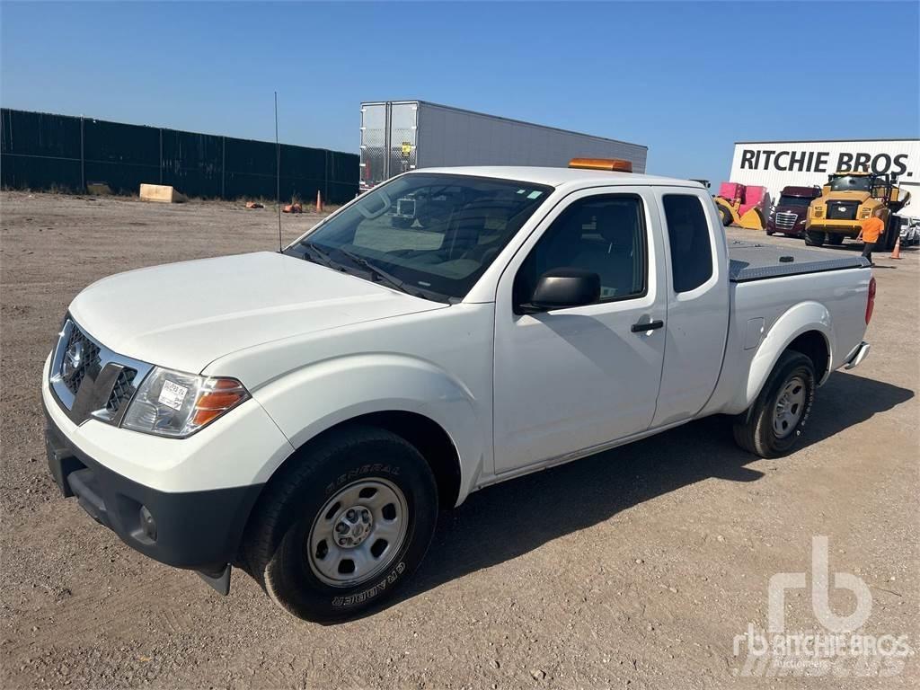 Nissan FRONTIER Kiperi