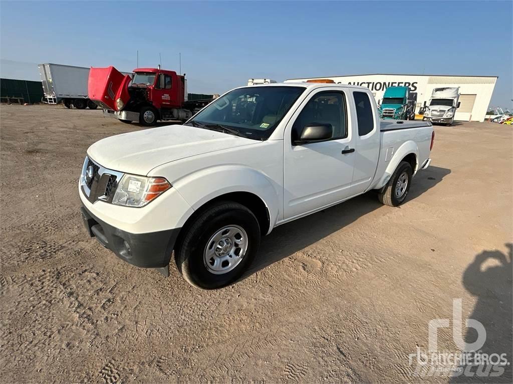 Nissan FRONTIER Kiperi