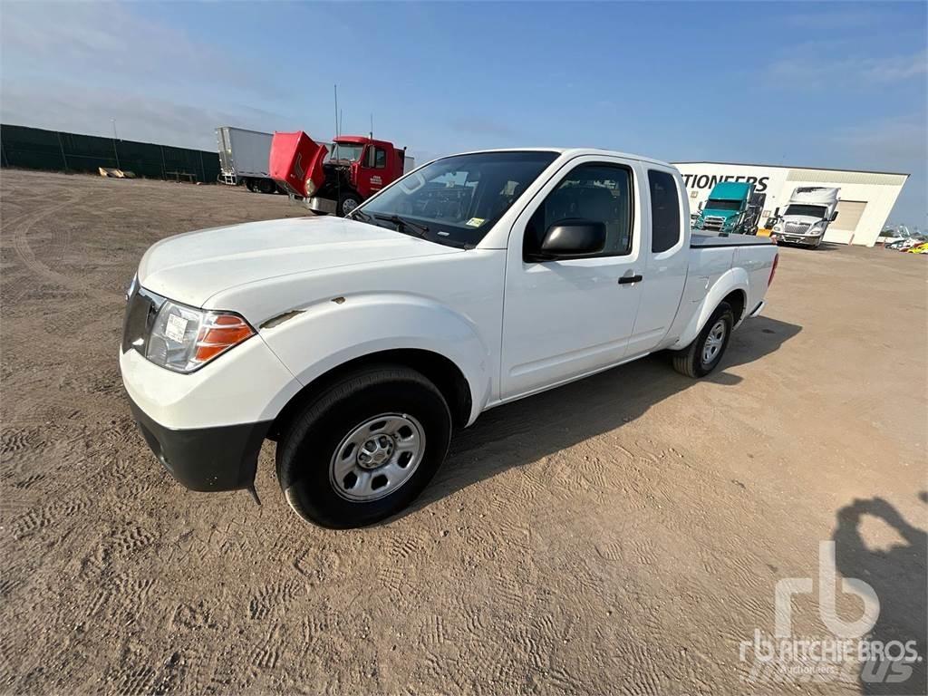Nissan FRONTIER Kiperi