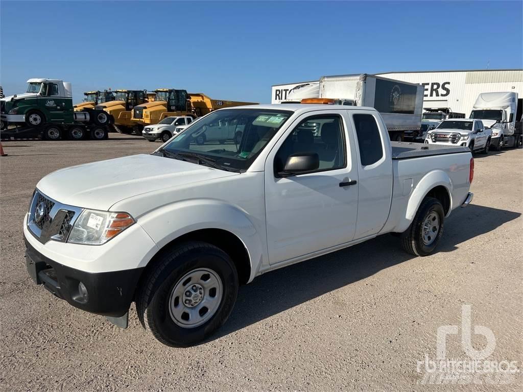 Nissan FRONTIER Kiperi