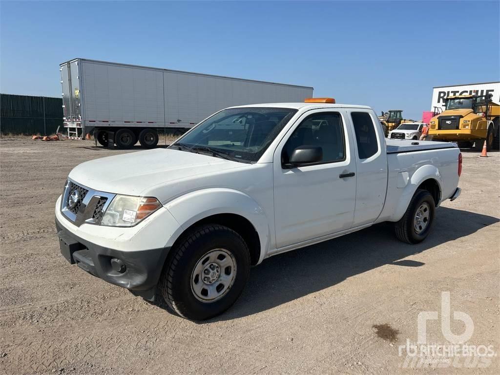 Nissan FRONTIER Kiperi