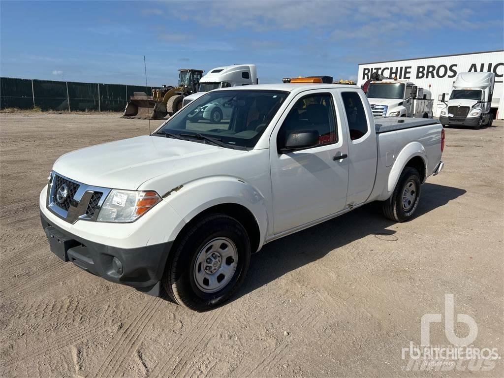 Nissan FRONTIER Kiperi
