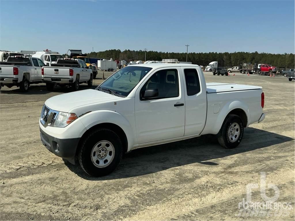 Nissan FRONTIER Kiperi