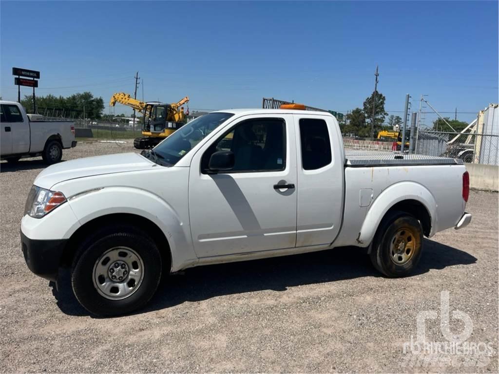 Nissan FRONTIER Kiperi