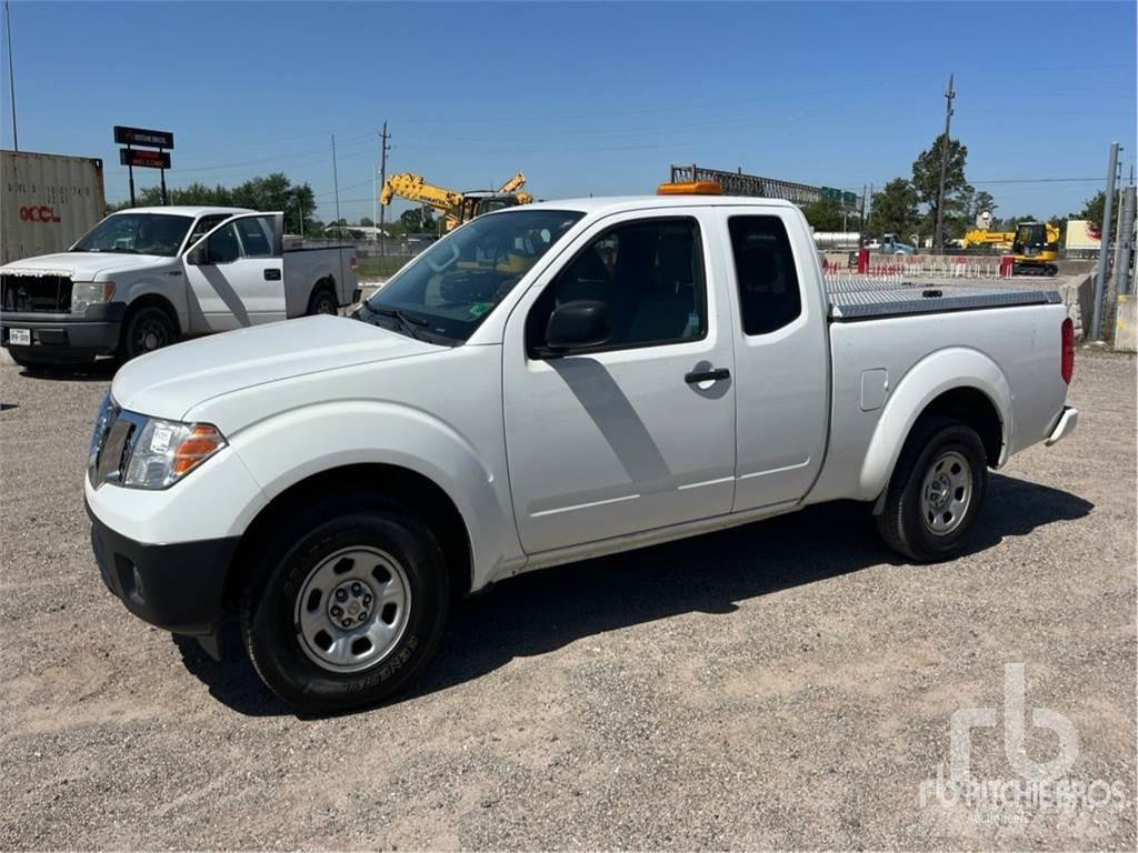 Nissan FRONTIER Kiperi
