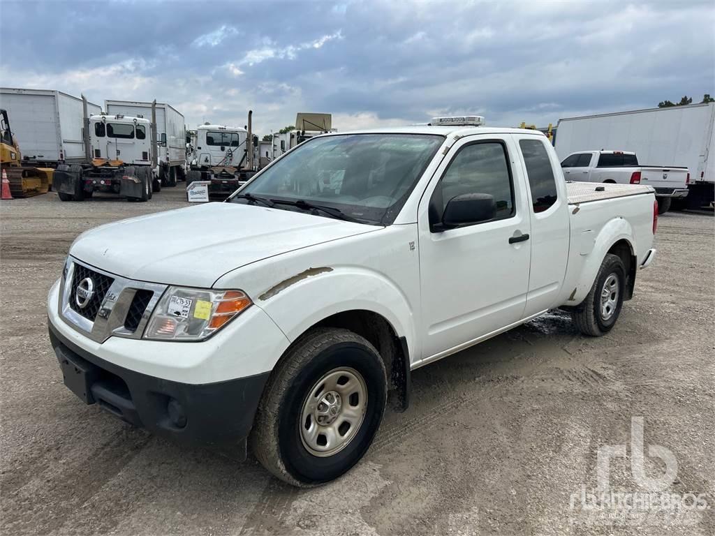 Nissan FRONTIER Kiperi