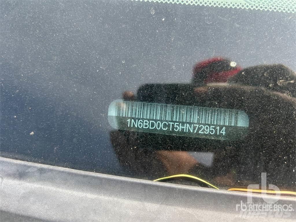 Nissan FRONTIER Kiperi