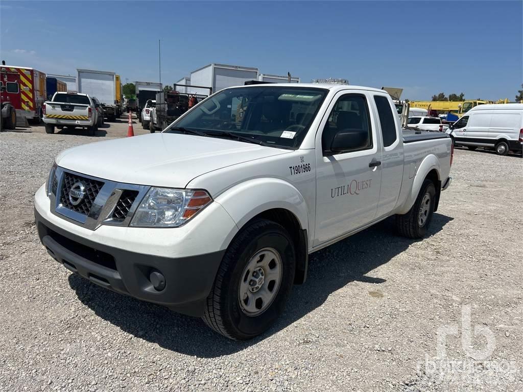 Nissan FRONTIER Kiperi