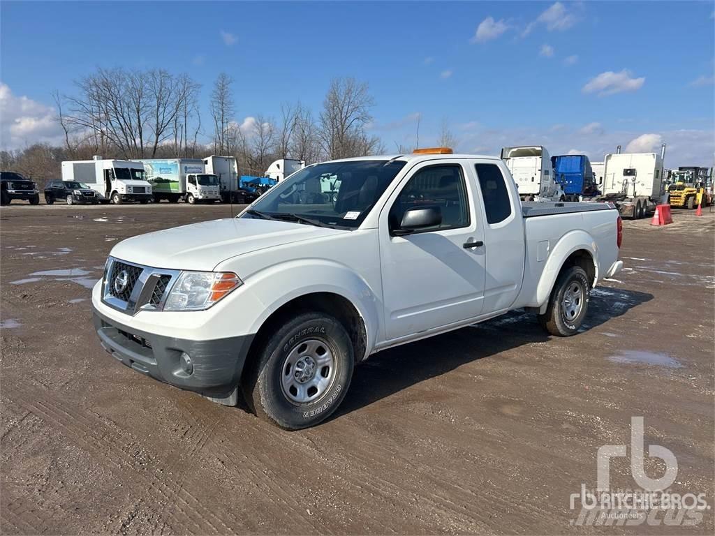 Nissan FRONTIER Kiperi