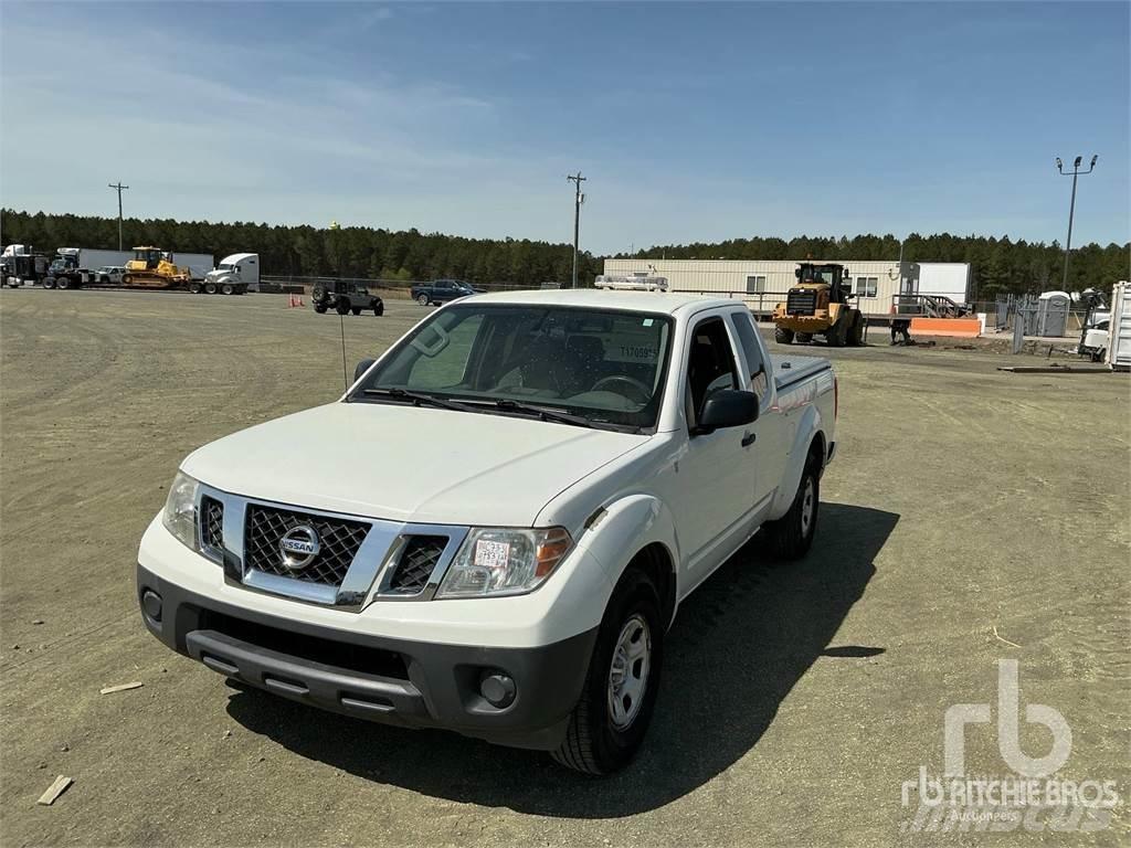 Nissan FRONTIER Kiperi
