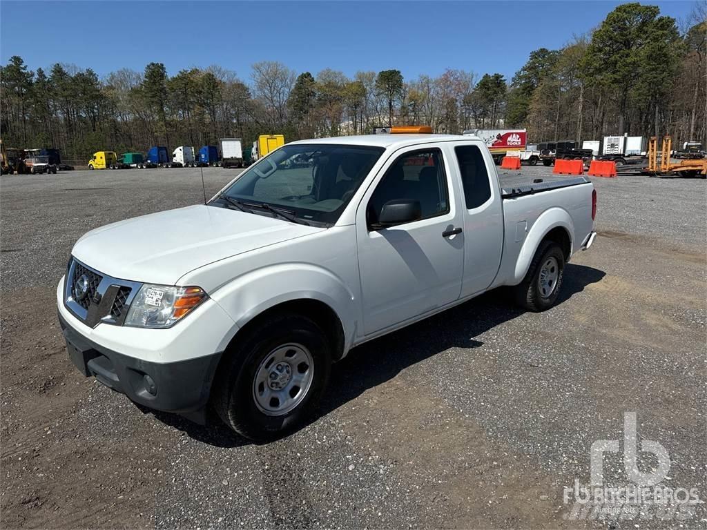 Nissan FRONTIER Kiperi