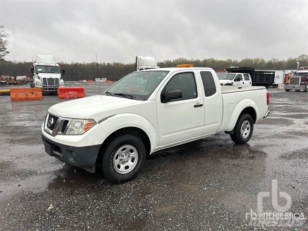 Nissan FRONTIER Kiperi
