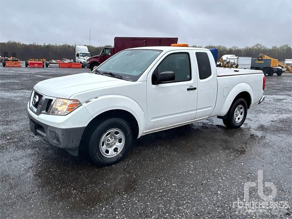 Nissan FRONTIER Kiperi