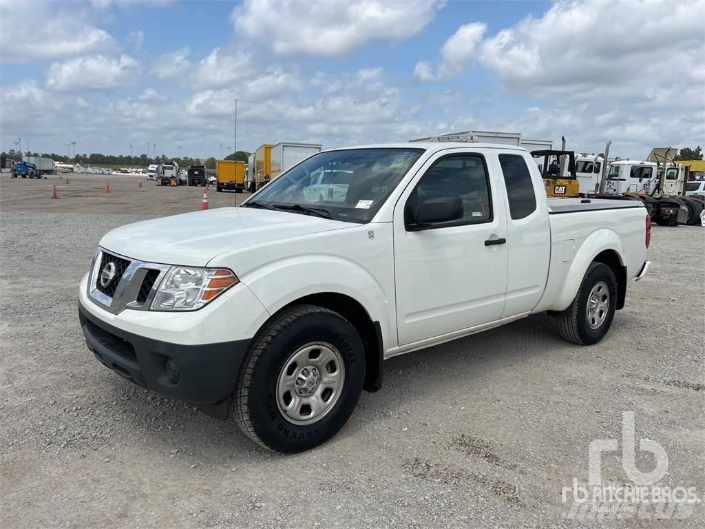 Nissan FRONTIER Kiperi