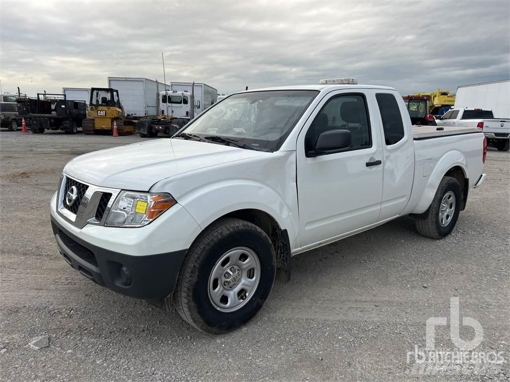 Nissan FRONTIER Kiperi
