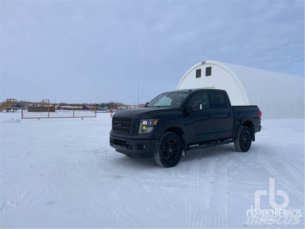 Nissan TITAN Kiperi