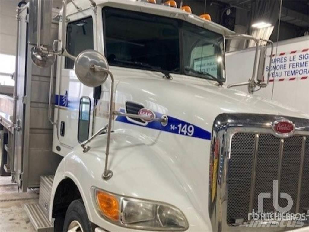 Peterbilt 330 Kamioni sa otvorenim sandukom