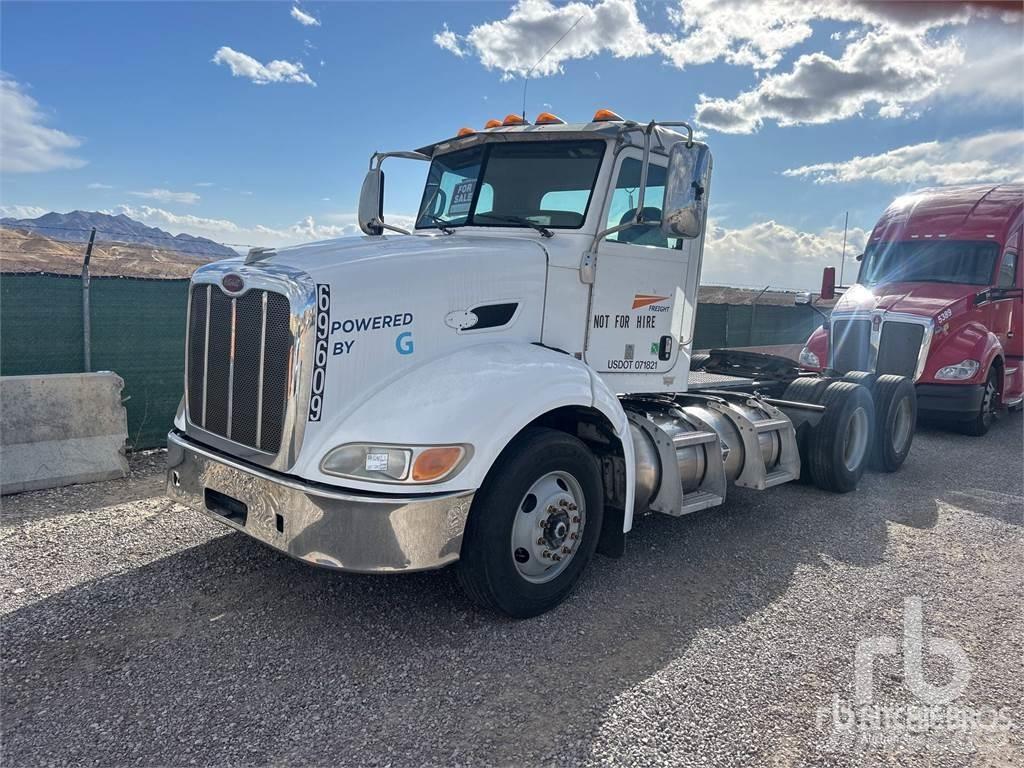 Peterbilt 384 Traktorske jedinice