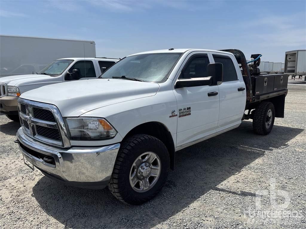 RAM 3500 Kamioni sa otvorenim sandukom
