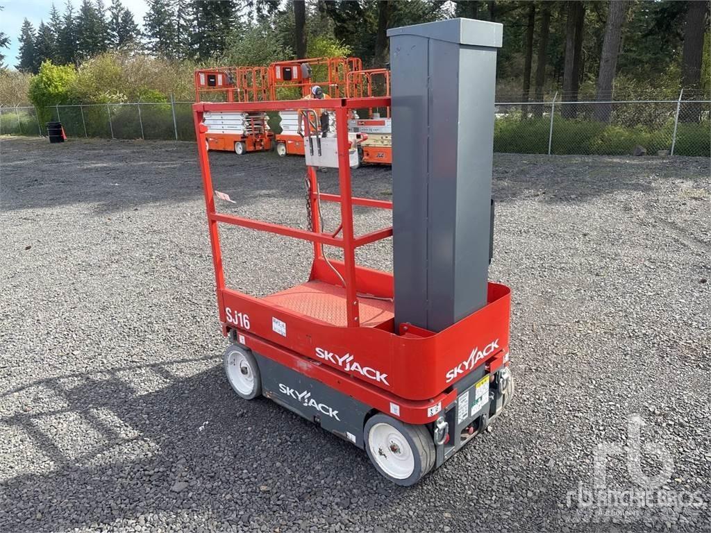 SkyJack SJ16 Škaraste platforme