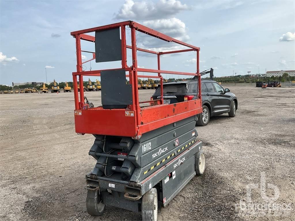 SkyJack SJ3226 Škaraste platforme