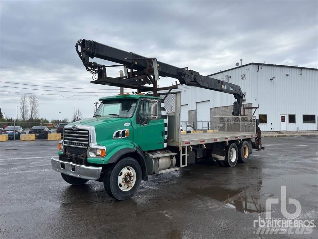 Sterling L7500 Kamioni sa kranom