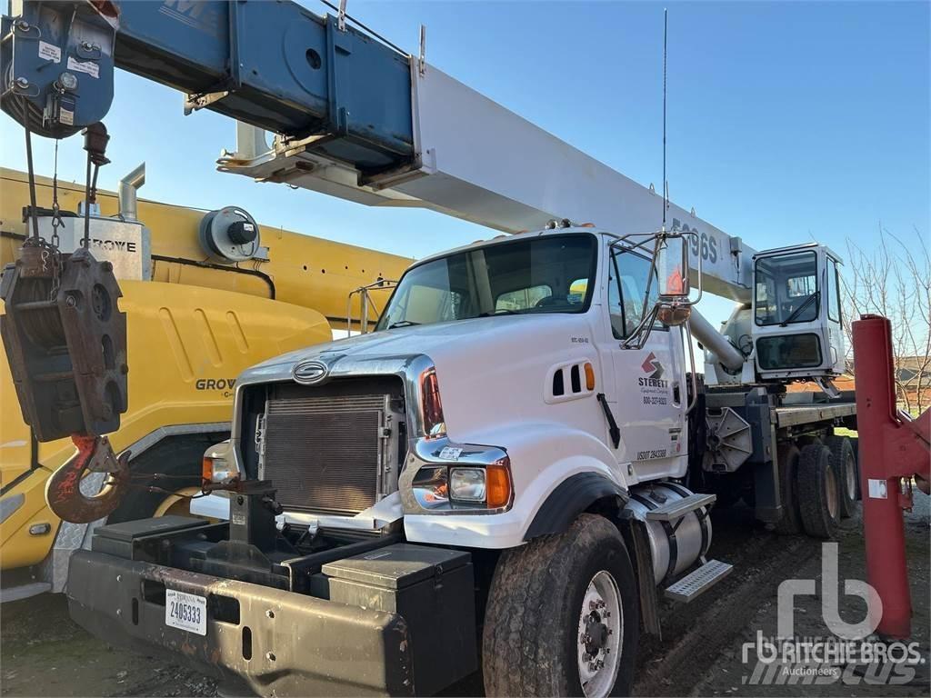 Sterling L9500 Kamioni sa kranom