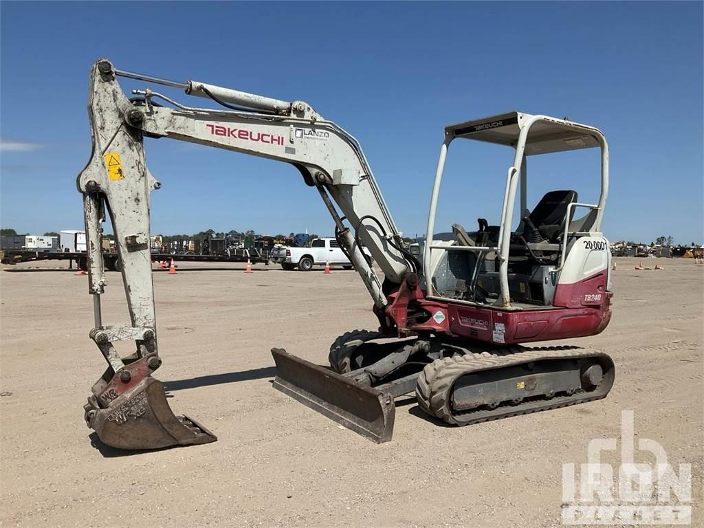 Takeuchi TB240 Mini bageri <7t