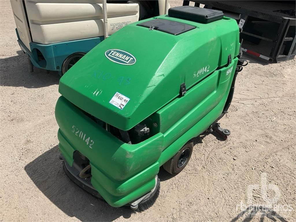 Tennant 5680 Strojevi za metenje