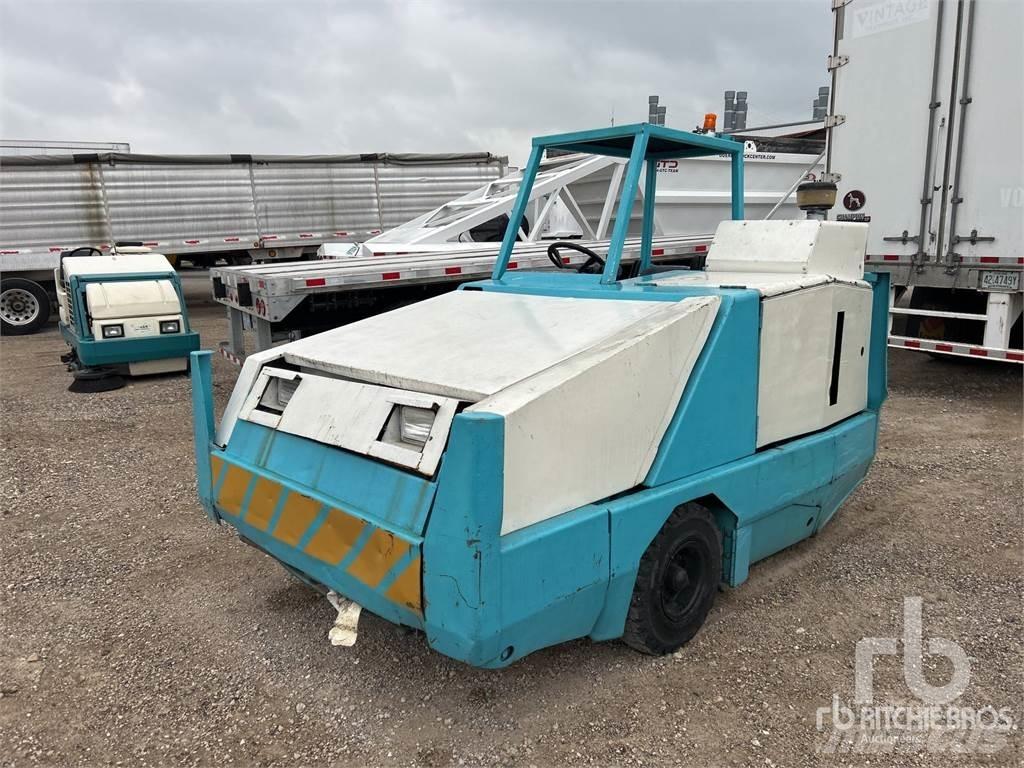 Tennant 800 Strojevi za metenje