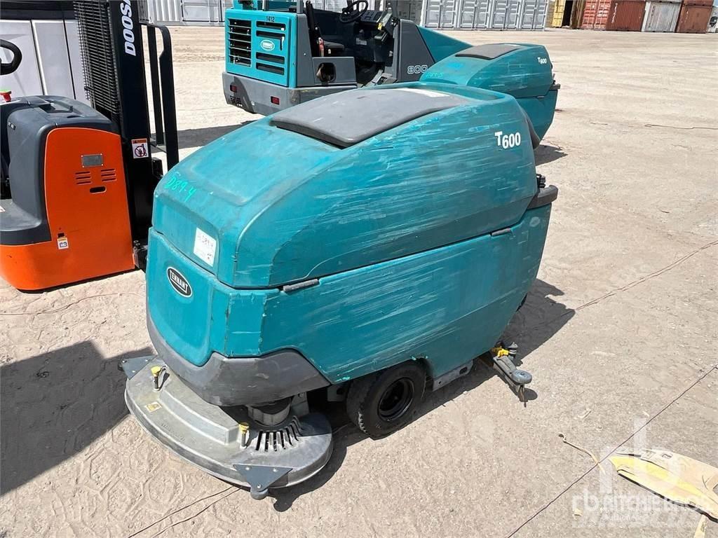 Tennant T600 Strojevi za metenje