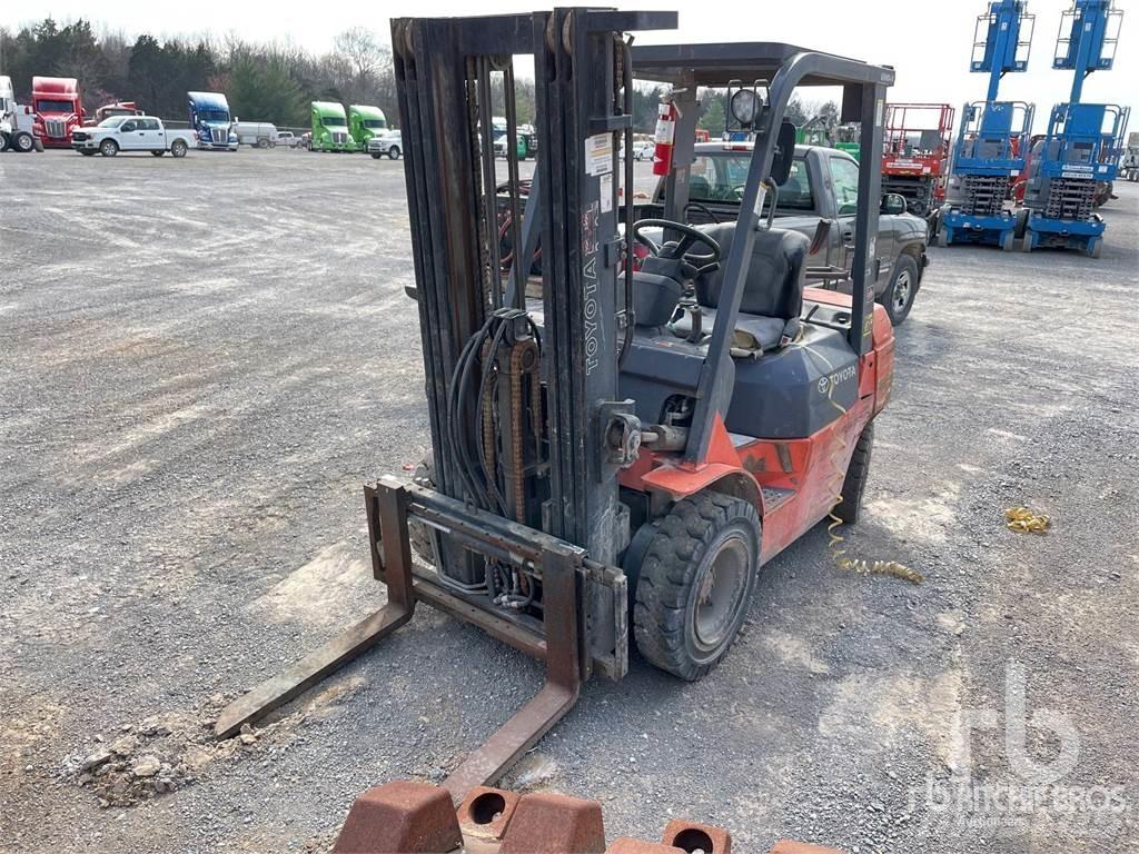 Toyota 7FGU25 Dizelski viličari