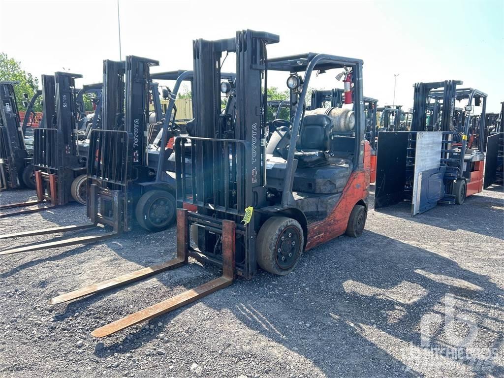 Toyota 8FGCU25 Dizelski viličari