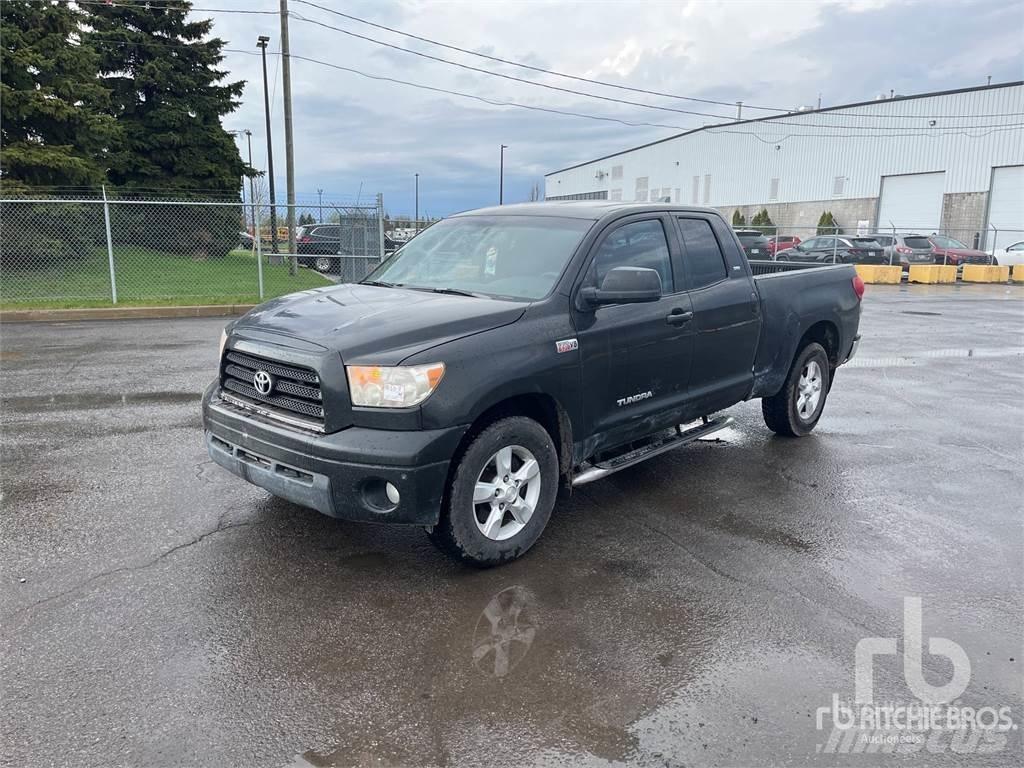 Toyota TUNDRA Kiperi