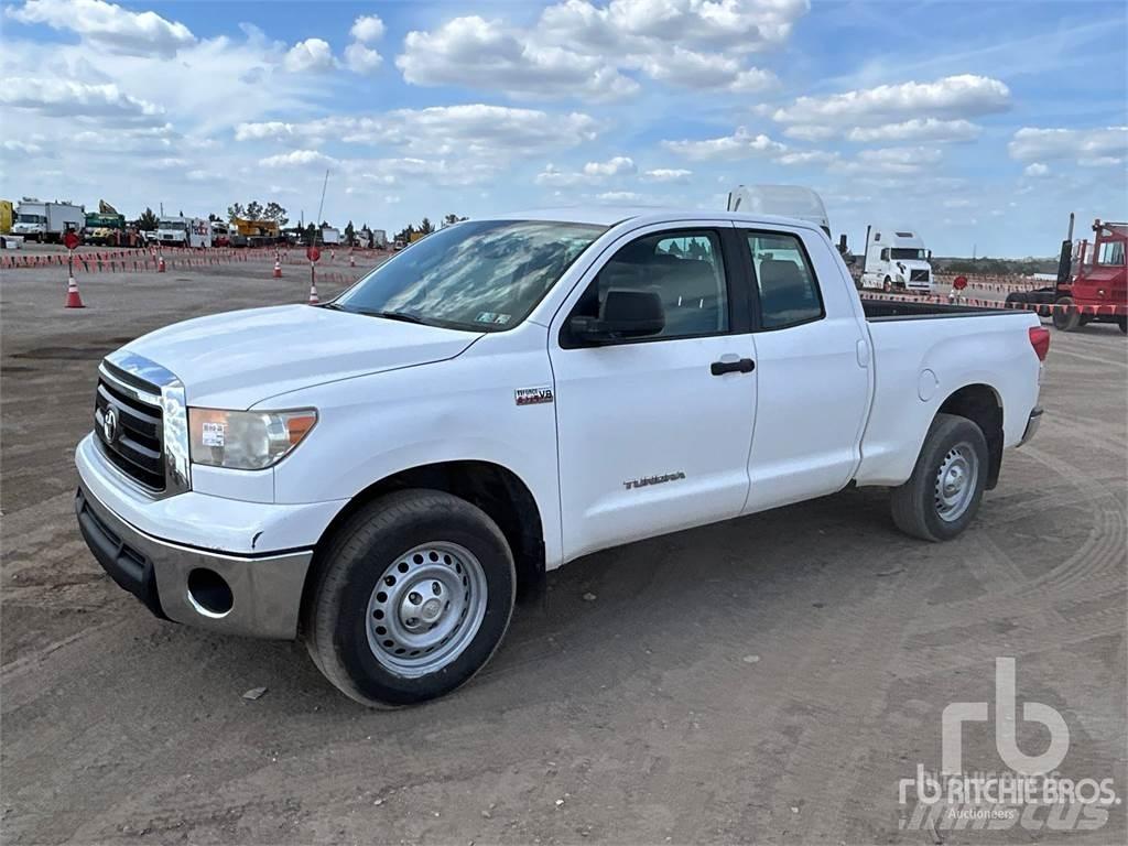 Toyota TUNDRA Kiperi
