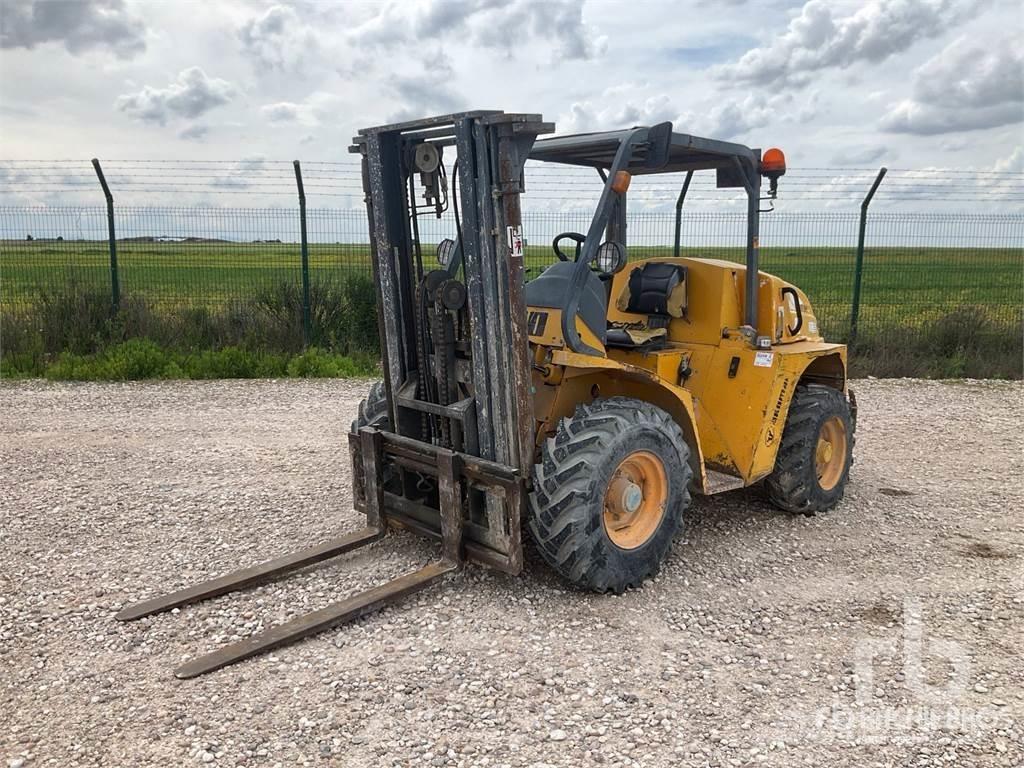 Uromac DTH2500D Terenski viličar