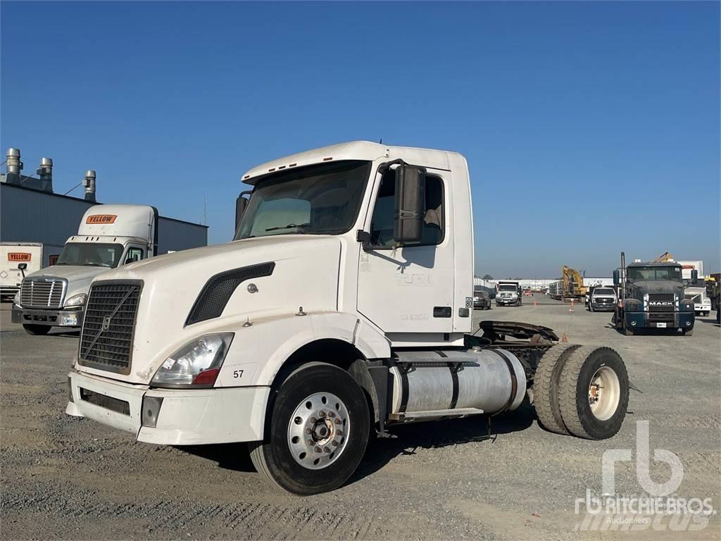 Volvo VNL Traktorske jedinice