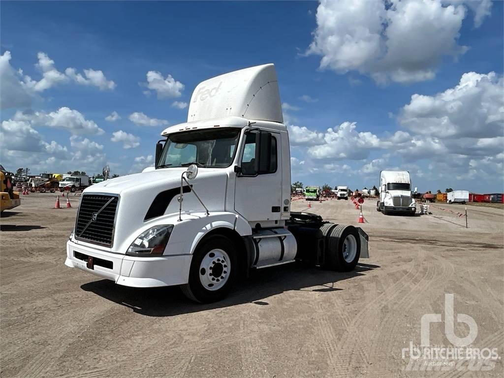 Volvo VNL300 Traktorske jedinice