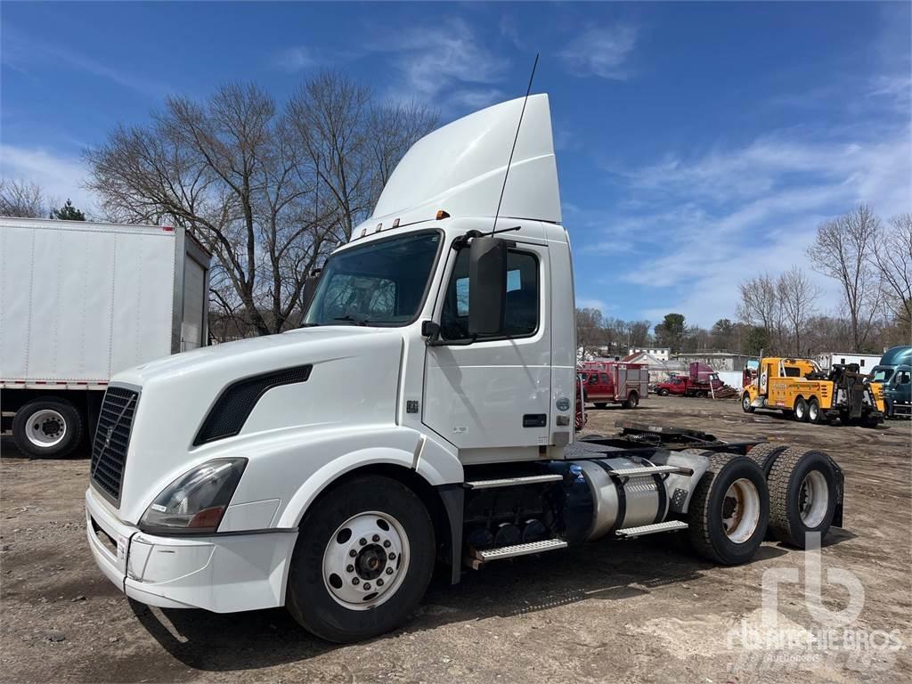 Volvo VNL300 Traktorske jedinice