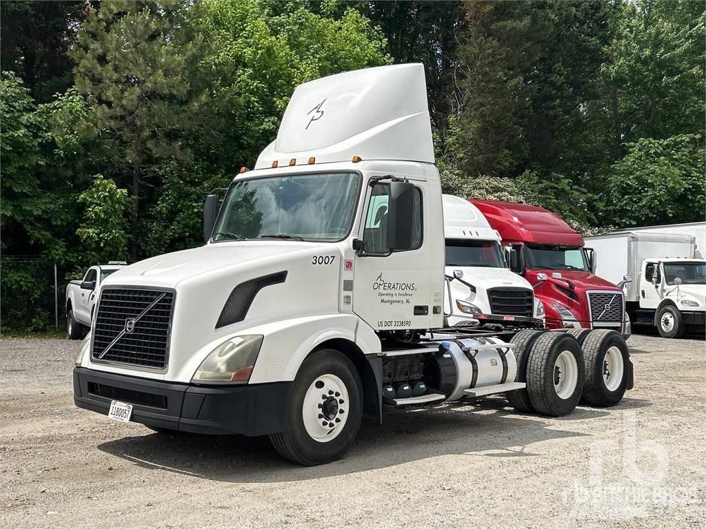 Volvo VNL300 Traktorske jedinice