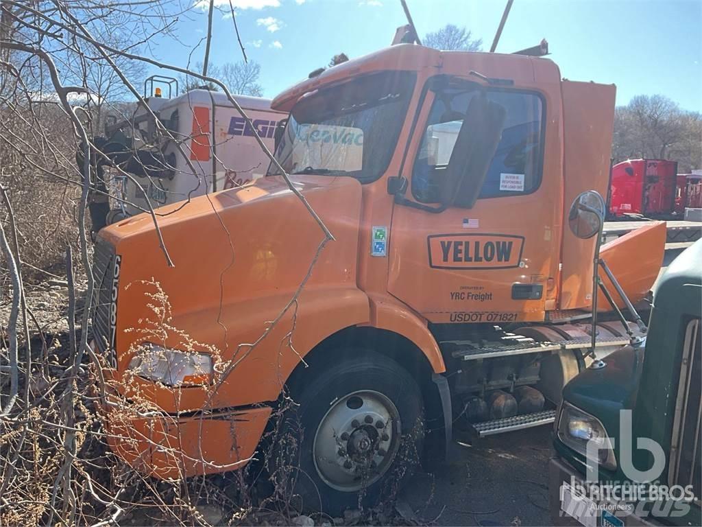 Volvo VNM Traktorske jedinice