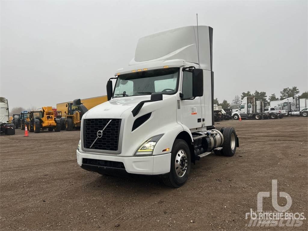 Volvo VNR42300 Traktorske jedinice
